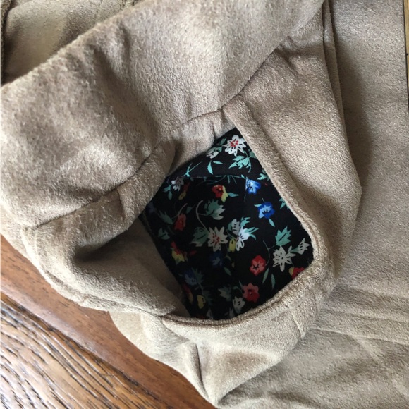 Joh Beige Suede Pants with Floral Lined Pockets - Size M - elastic waistband - Picture 5 of 7